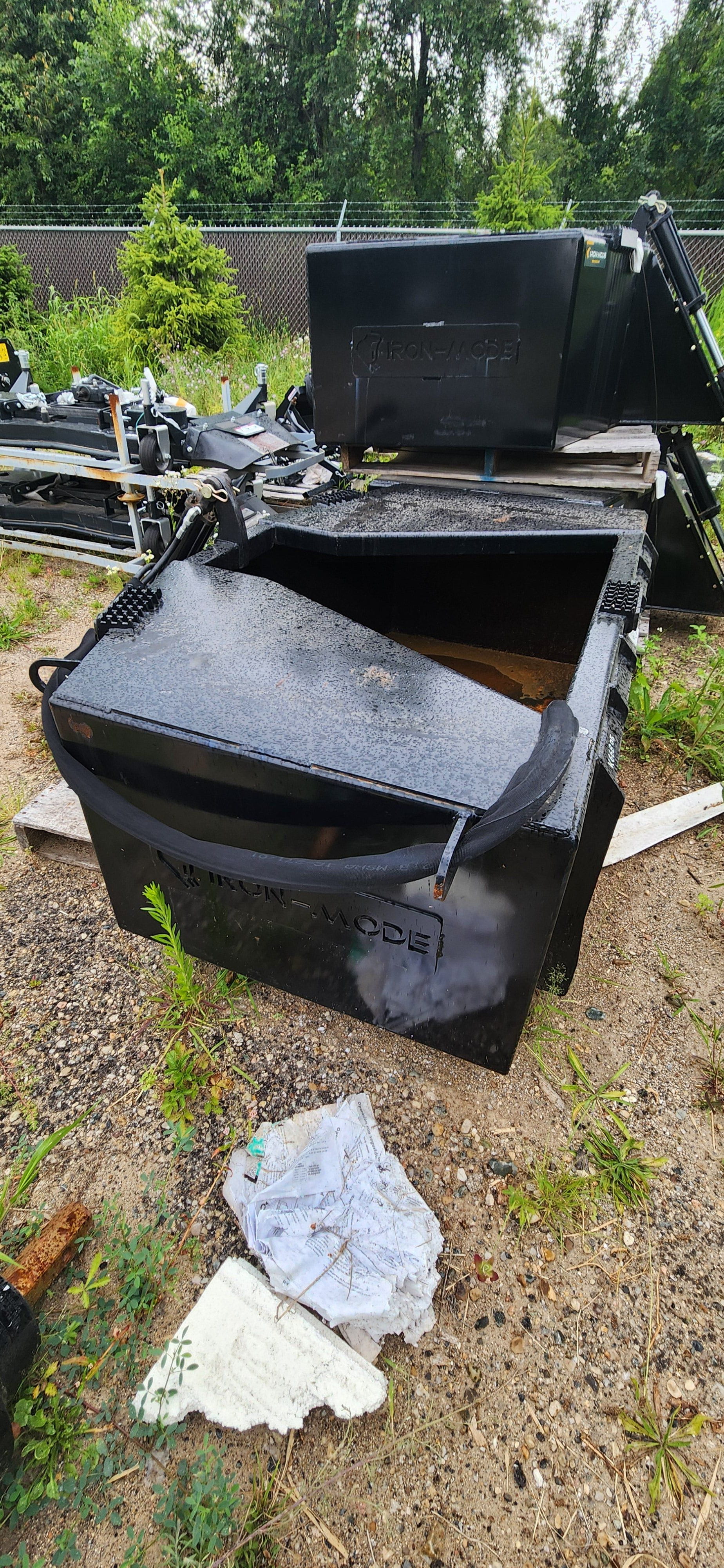 Dispensing Bucket - 68805