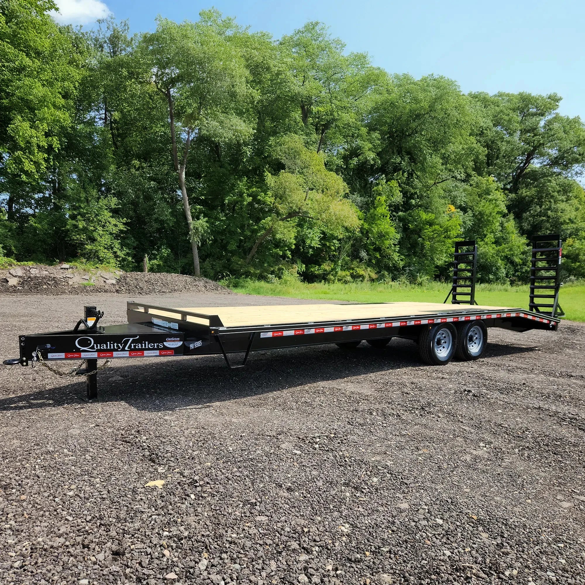 25' Deckover Equipment Trailer 25k GVWR | Quality Trailers
