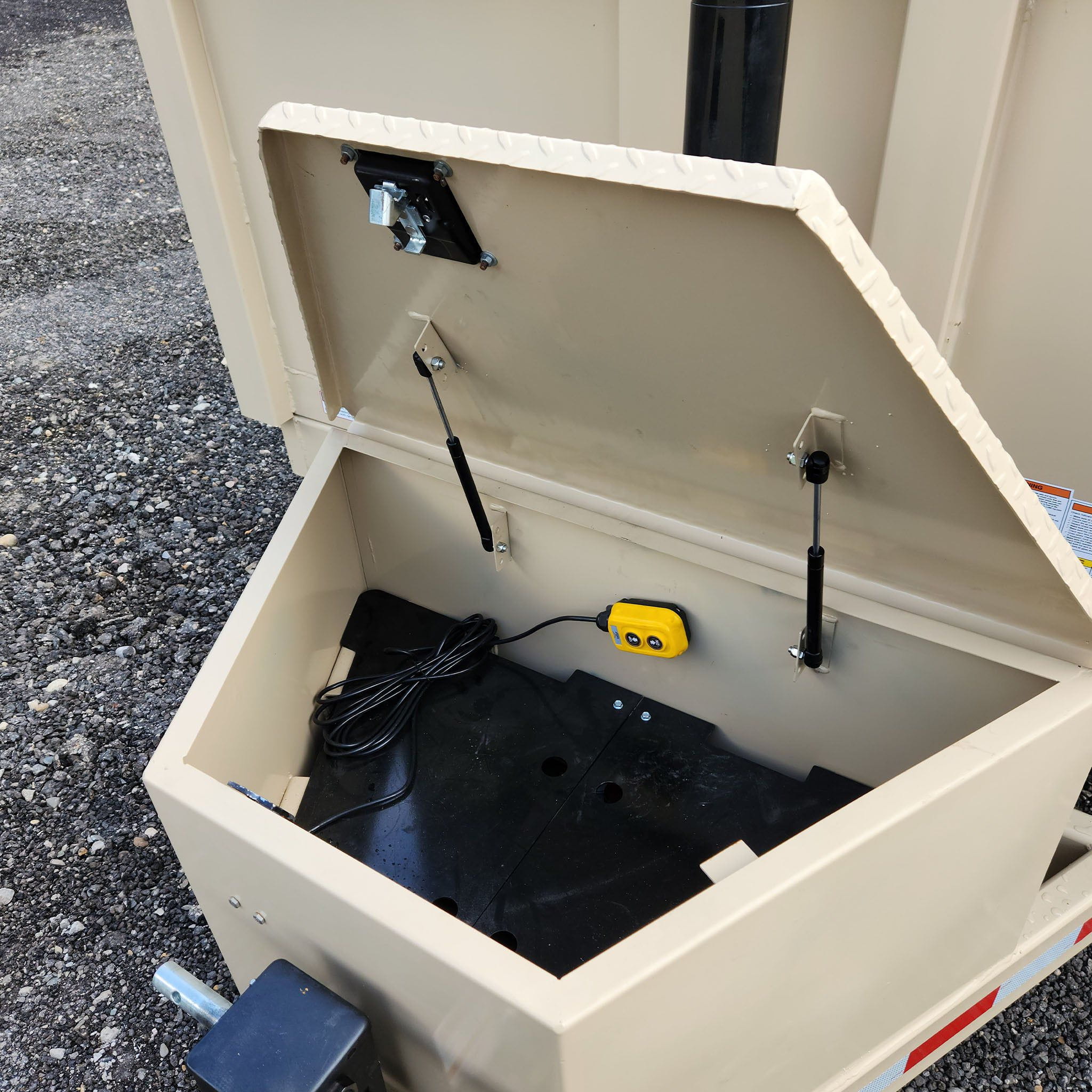 7'x14' WD Hoss Dump Trailer - 67231