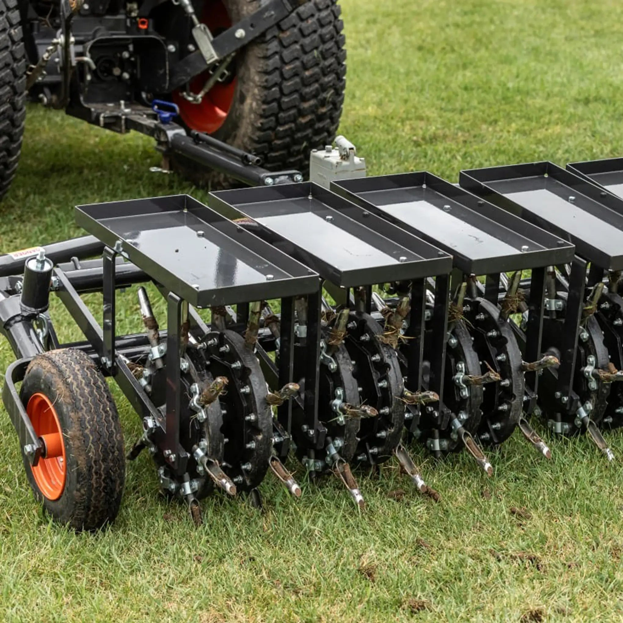 AE72 Tow Behind | Bobcat