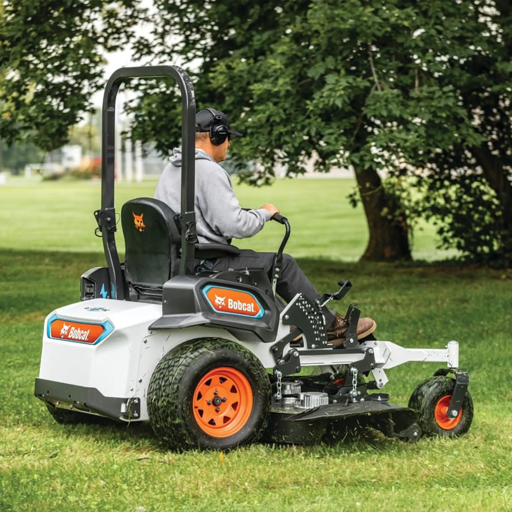 ZT6000e Mower | Bobcat