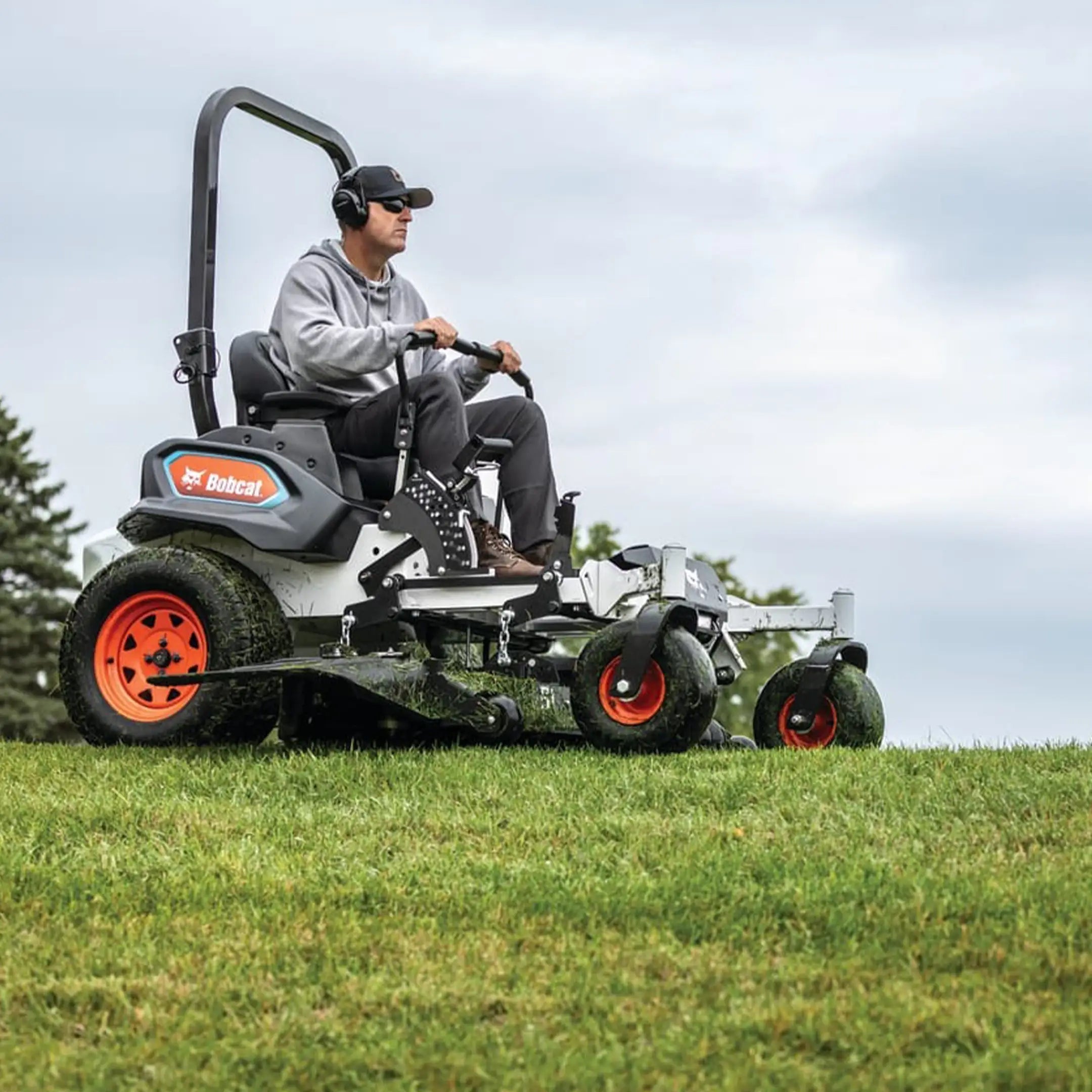 ZT6000e Mower | Bobcat