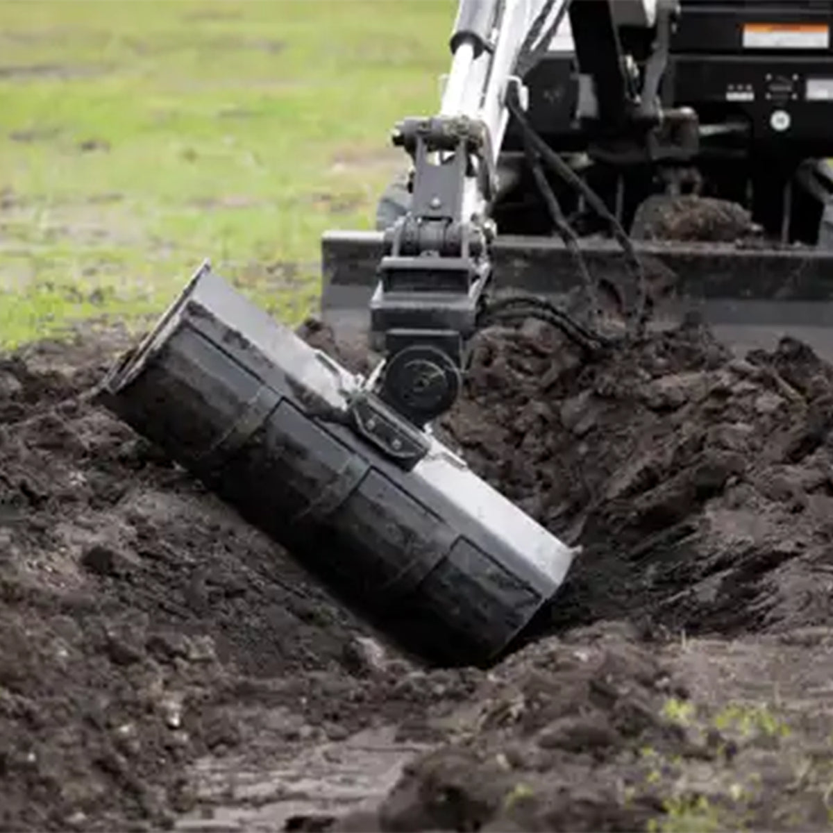 Power Tilt | Bobcat