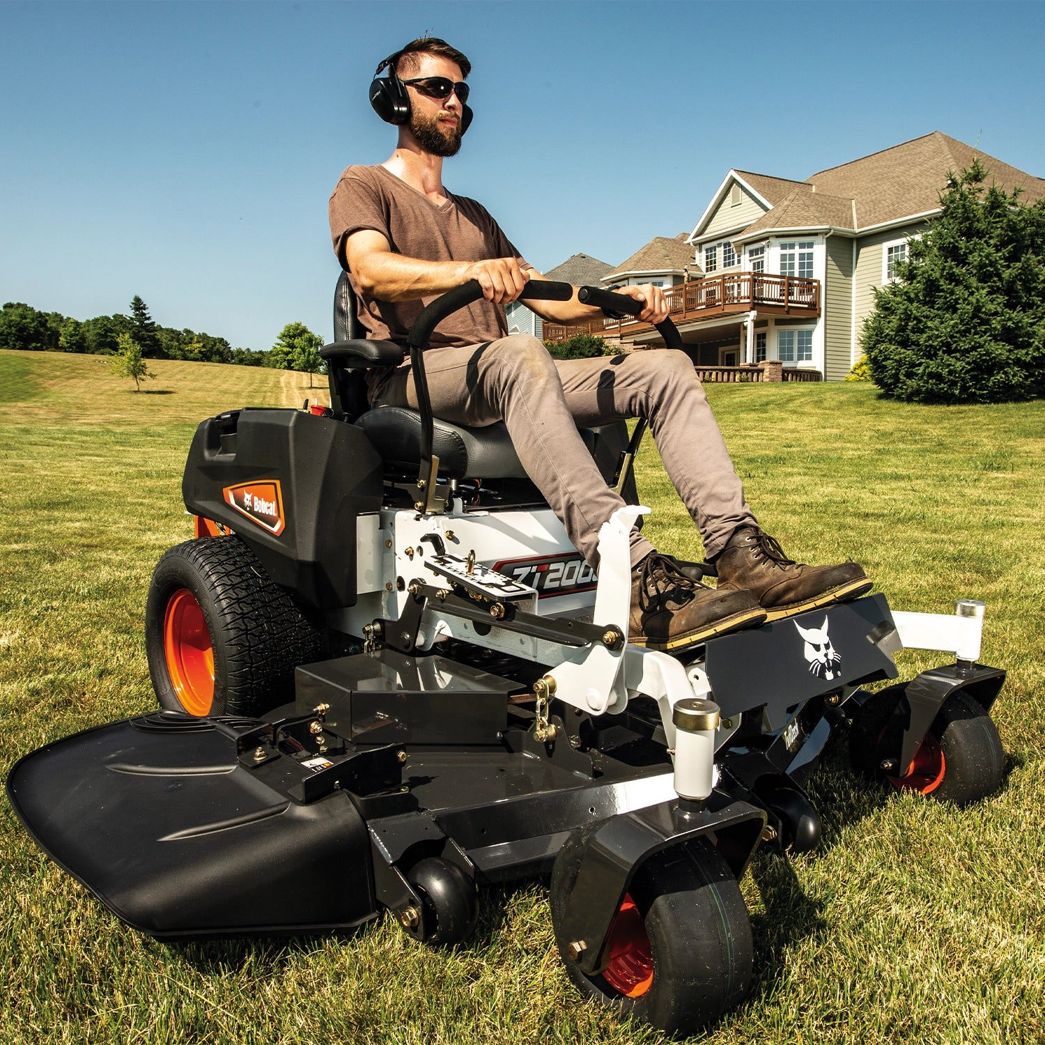 ZT2000 Mower | Bobcat