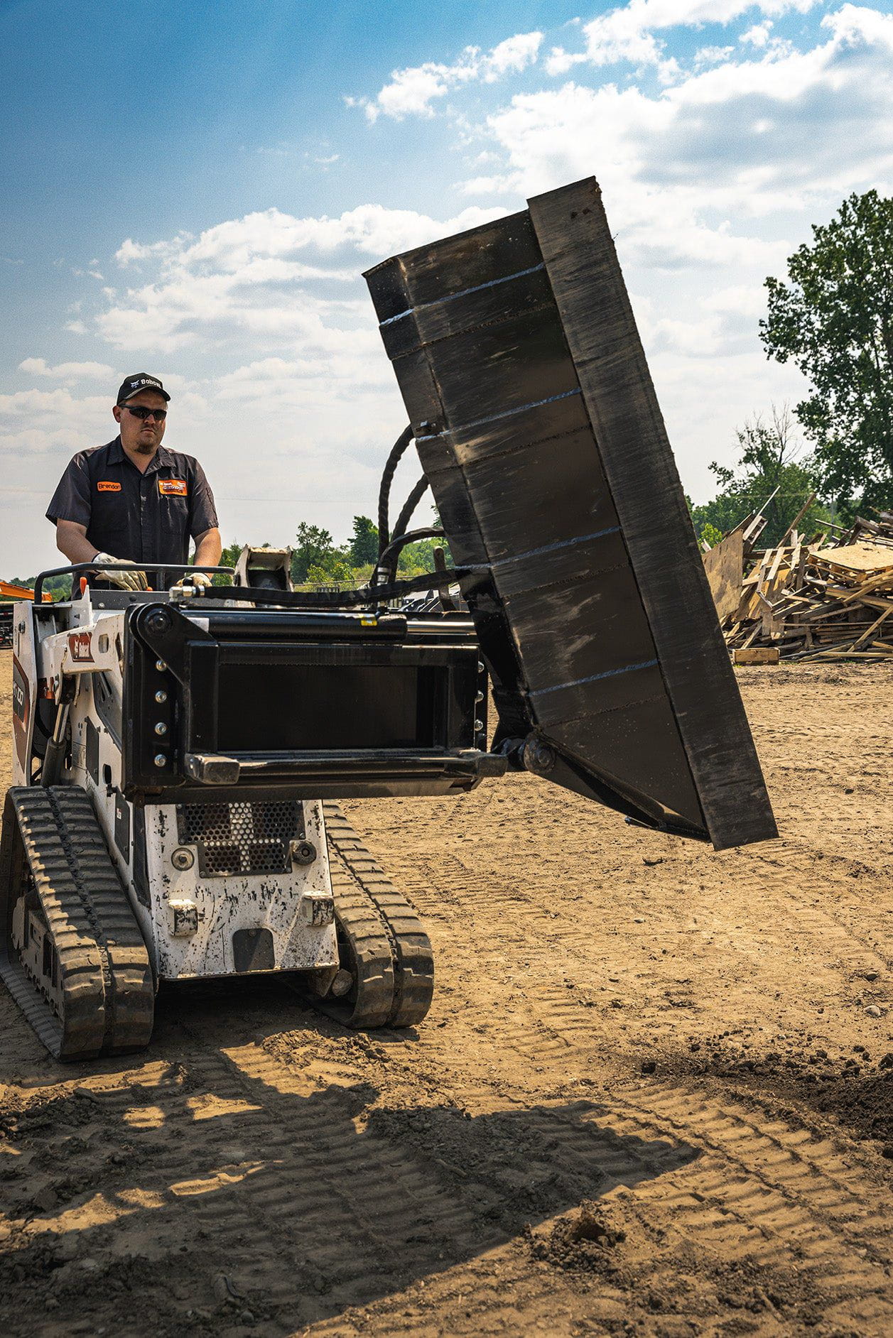 Side Dump Bucket | CMP Attachments