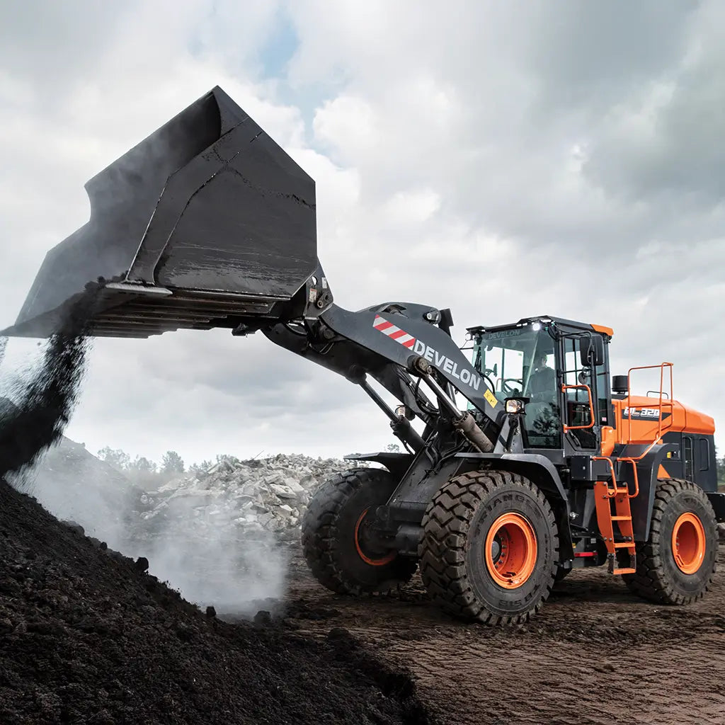 Develon DL320 Series - Rental