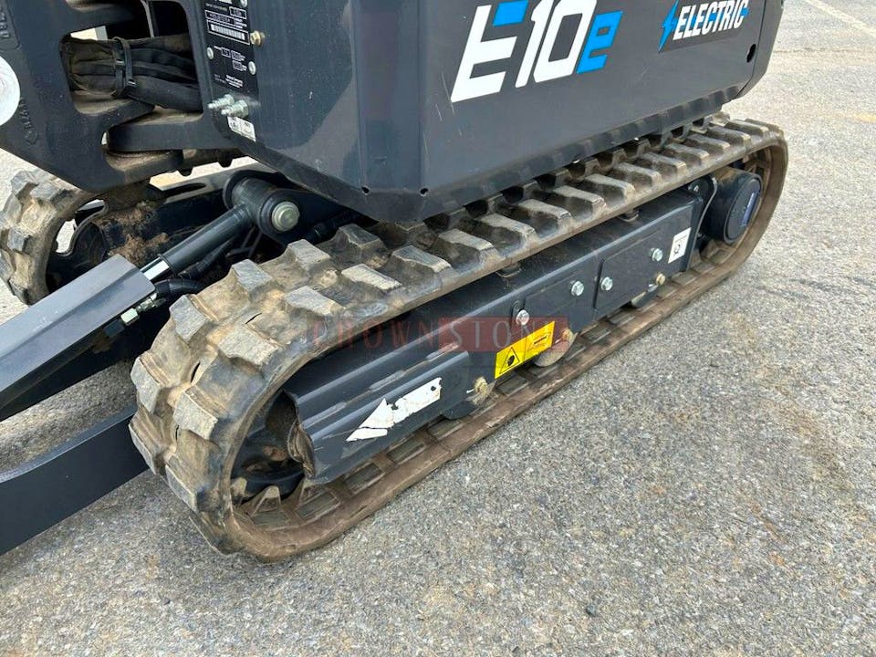 E10e | Bobcat - Stock Image 11