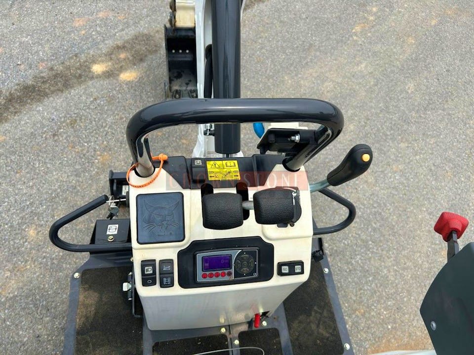 E10e | Bobcat - Stock Image 13