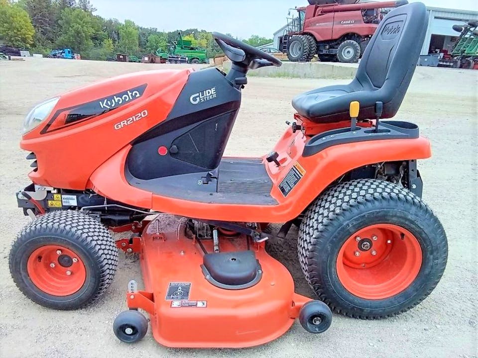 GR2120 | Kubota - Stock Image 2