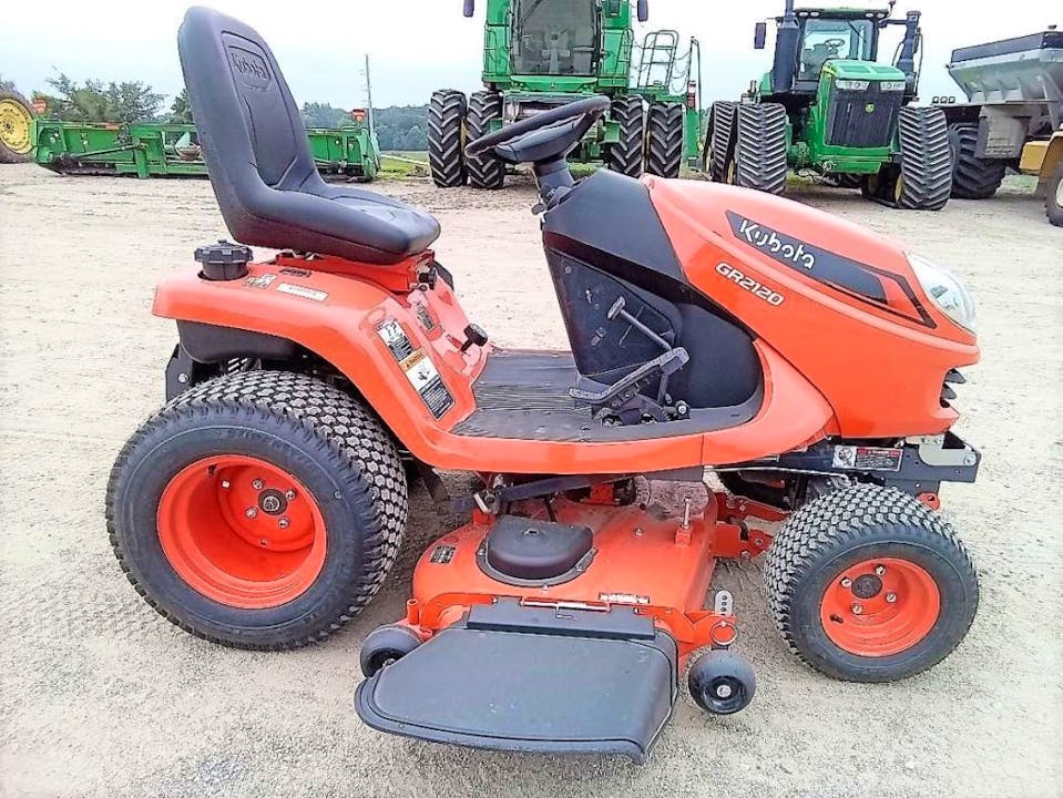 GR2120 | Kubota - Stock Image 6