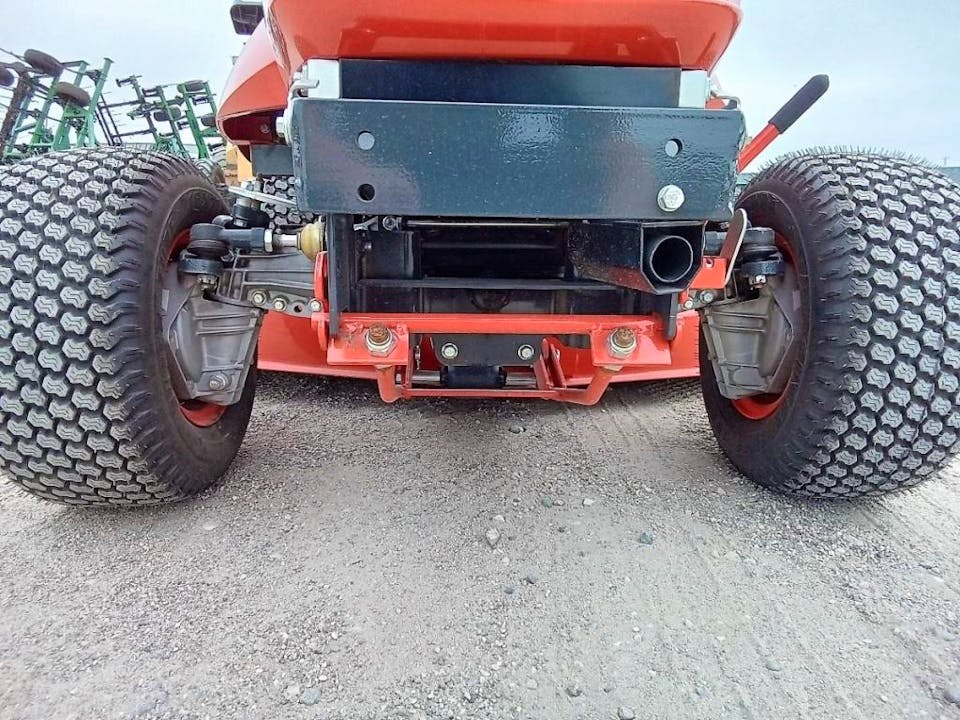 GR2120 | Kubota - Stock Image 15