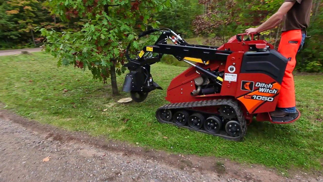 FST240 Stump Grinder | Fecon - Stock Image 5