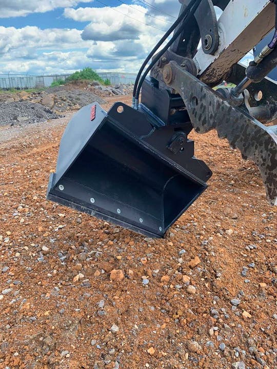 Tilt Grading Bucket | Mongo - Stock Image 4