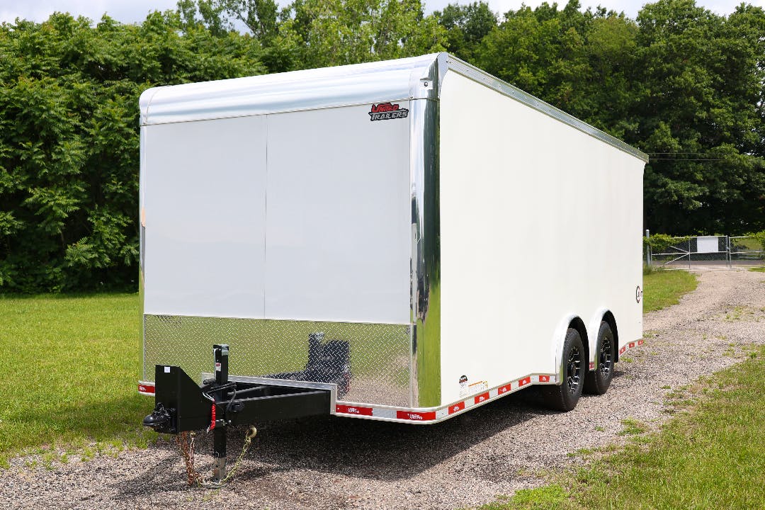 UXT 8.5X20 ENCLOSED - 82200