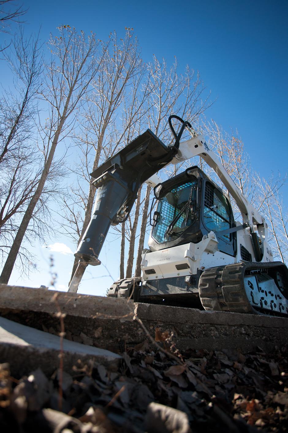 Breaker - Hydraulic | Bobcat