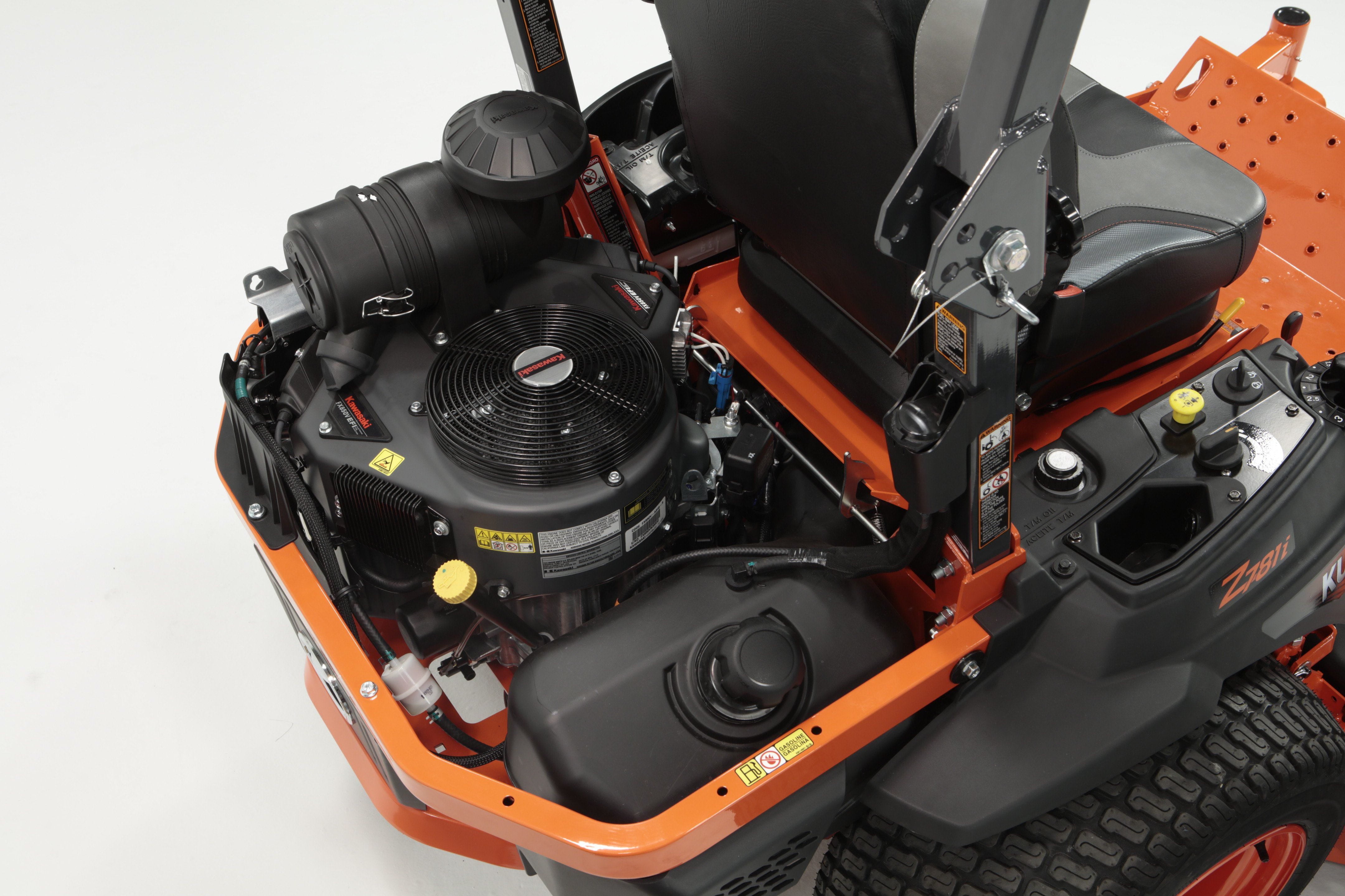 Z700 EFI Series | Kubota