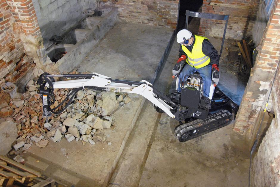 Breaker - Hydraulic | Bobcat