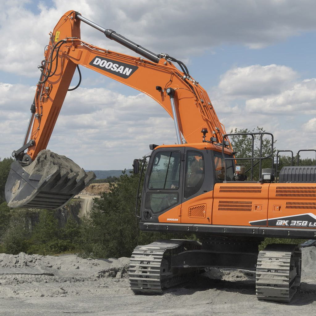 Develon DX350LC-7 - Rental