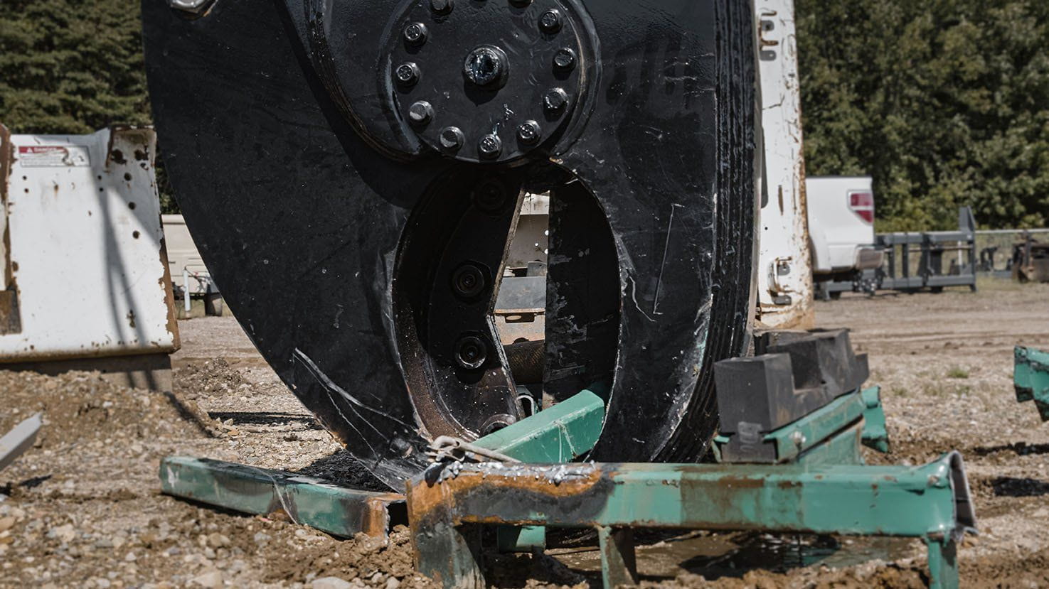 Excavator Metal Shear | CECO