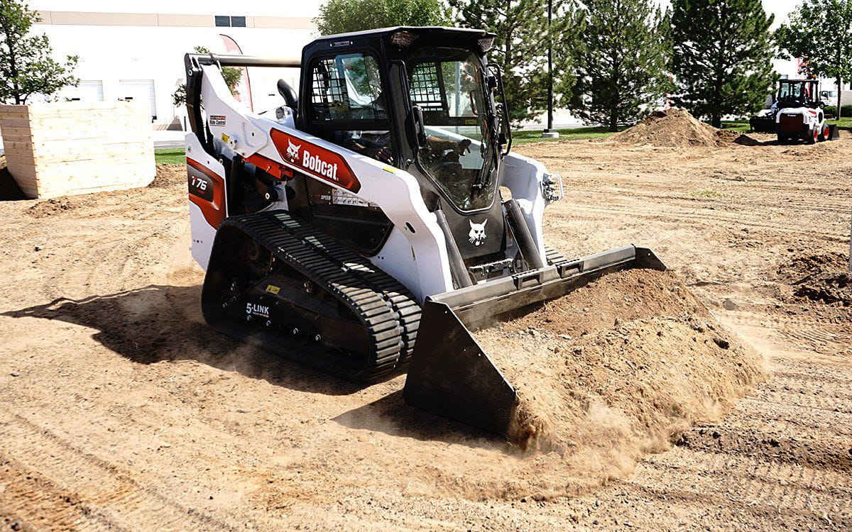 Bobcat T76 R Series Loader