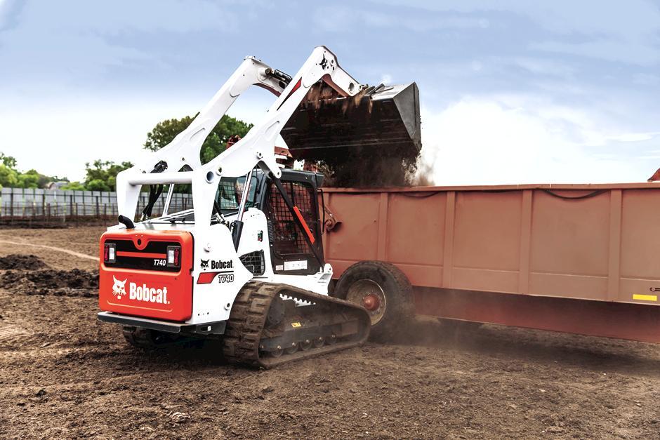 T740 | Bobcat
