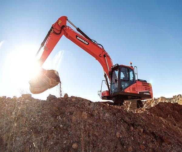 Develon DX225LC-5 - Rental