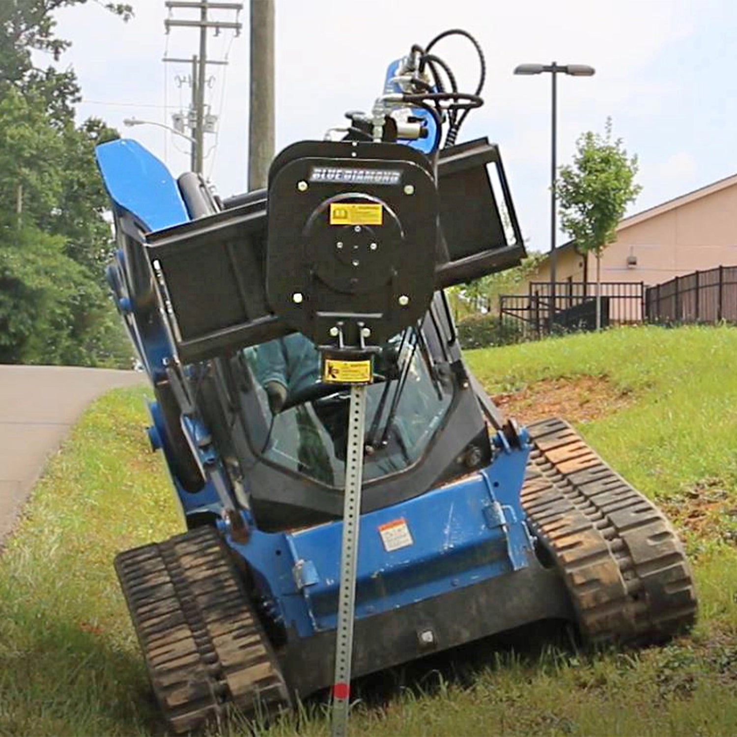 Vibrating Post Driver - Rental