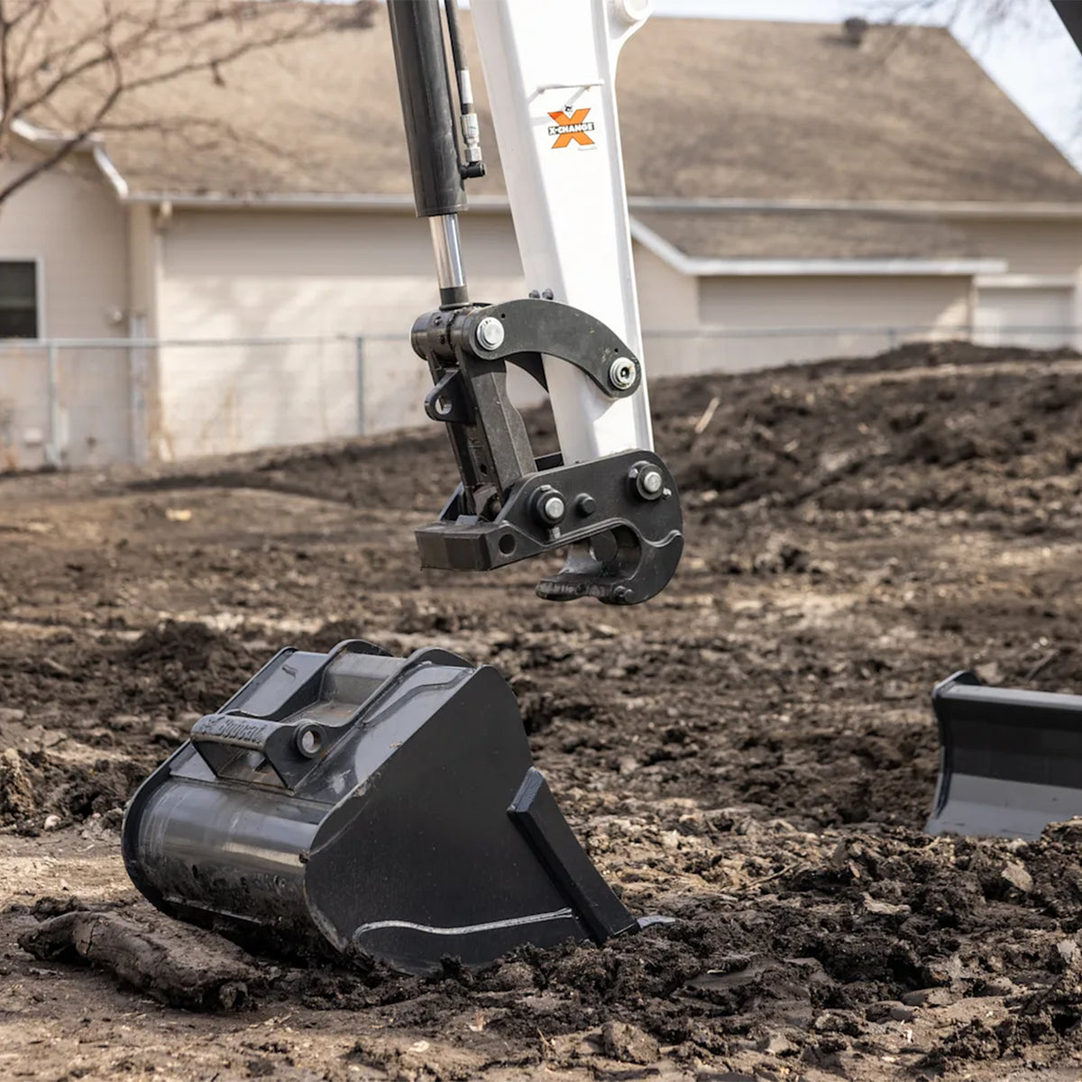 Mechanical X-Change Coupler | Bobcat