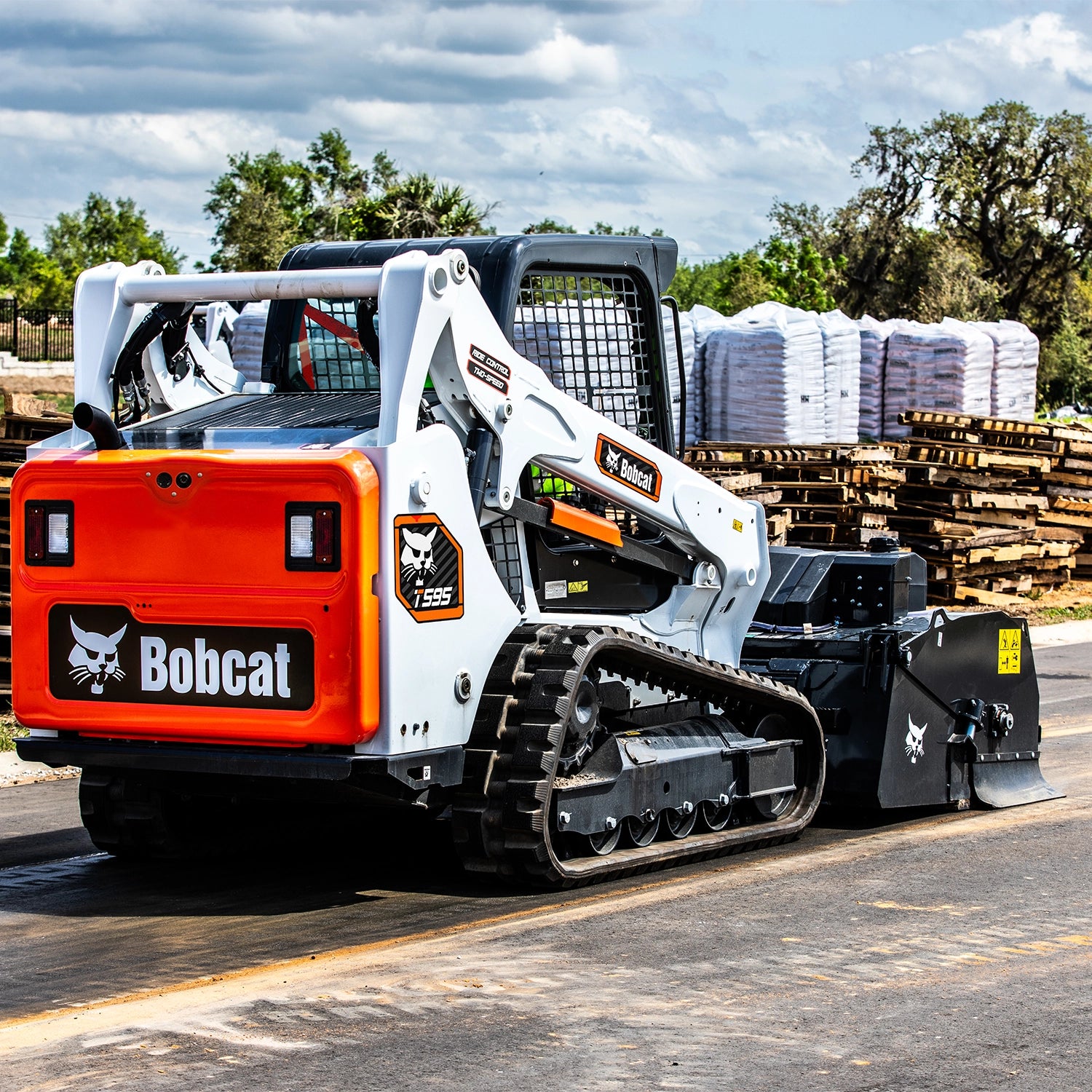 Pickup Sweeper | Bobcat
