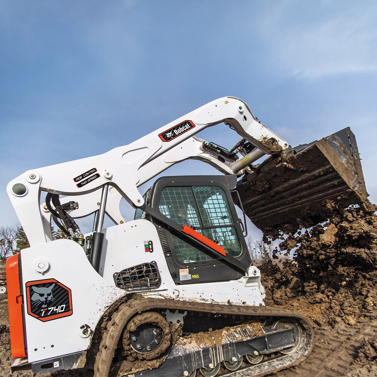 T740 | Bobcat