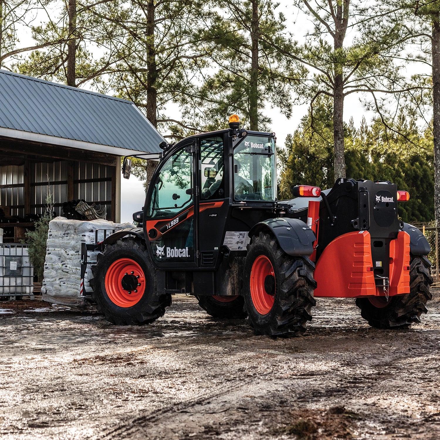 TL923 | Bobcat