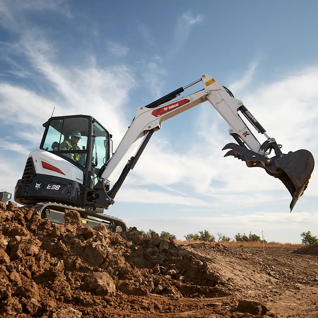 Bobcat E38 - Rental