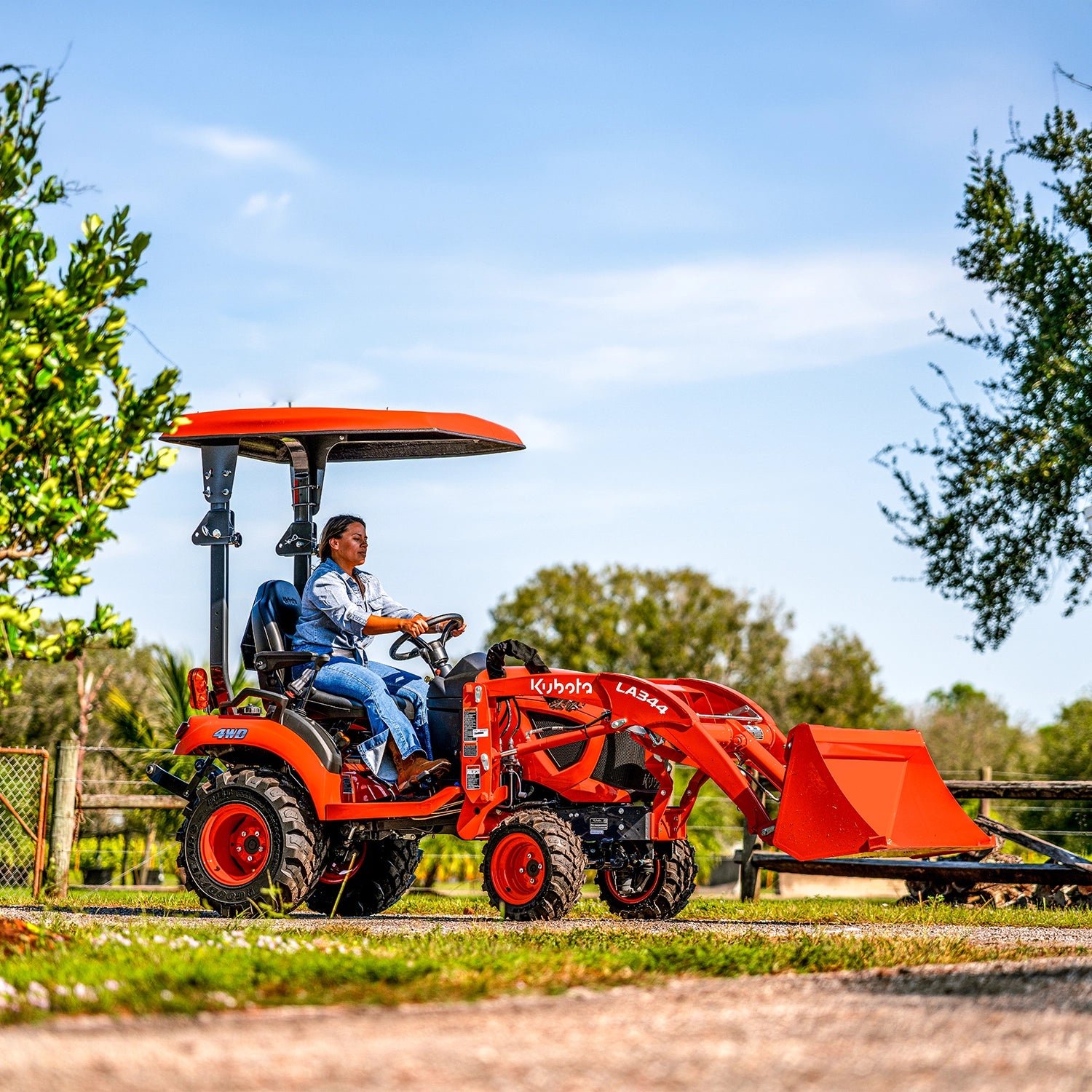 BX2380 | Kubota