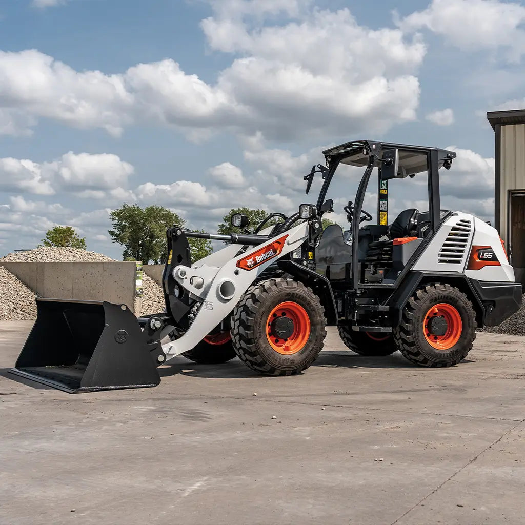 Bobcat L65 - Rental