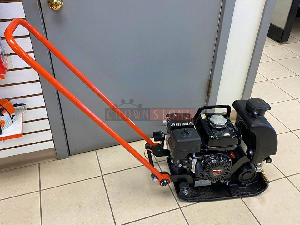 FP10.33 Plate Compactor | Bobcat - Stock Image 5