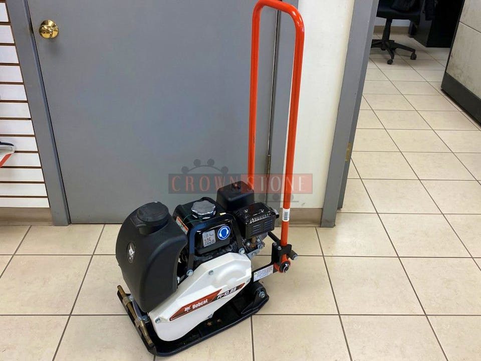 FP10.33 Plate Compactor | Bobcat - Stock Image 1