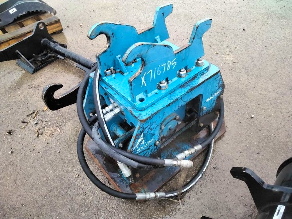 OAC200 Plate Compactor | Okada - Stock Image 2