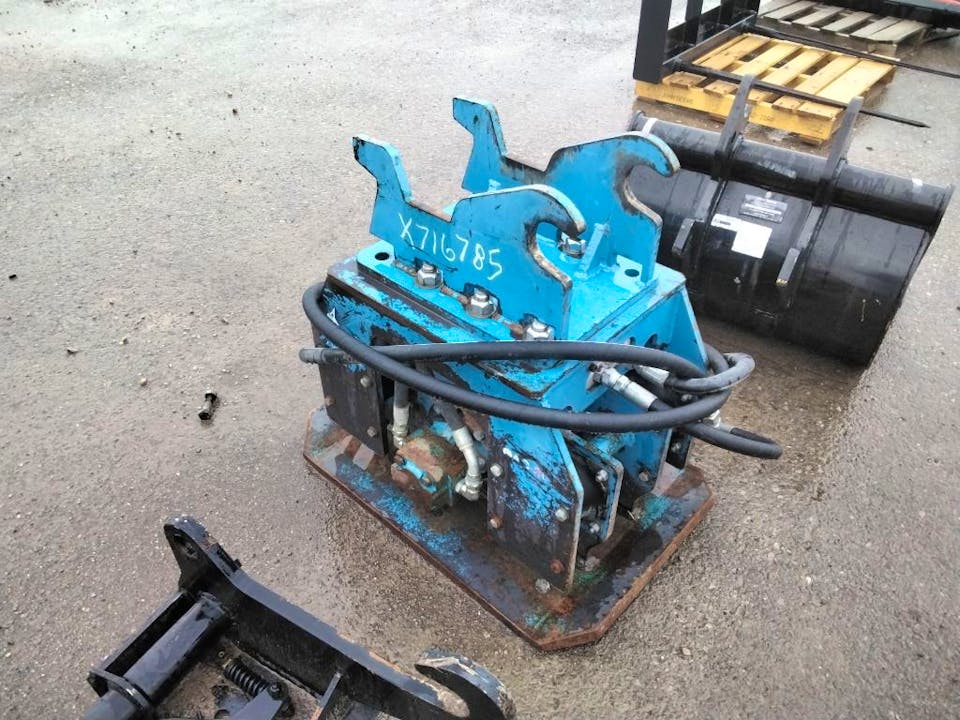 OAC200 Plate Compactor | Okada - Stock Image 1