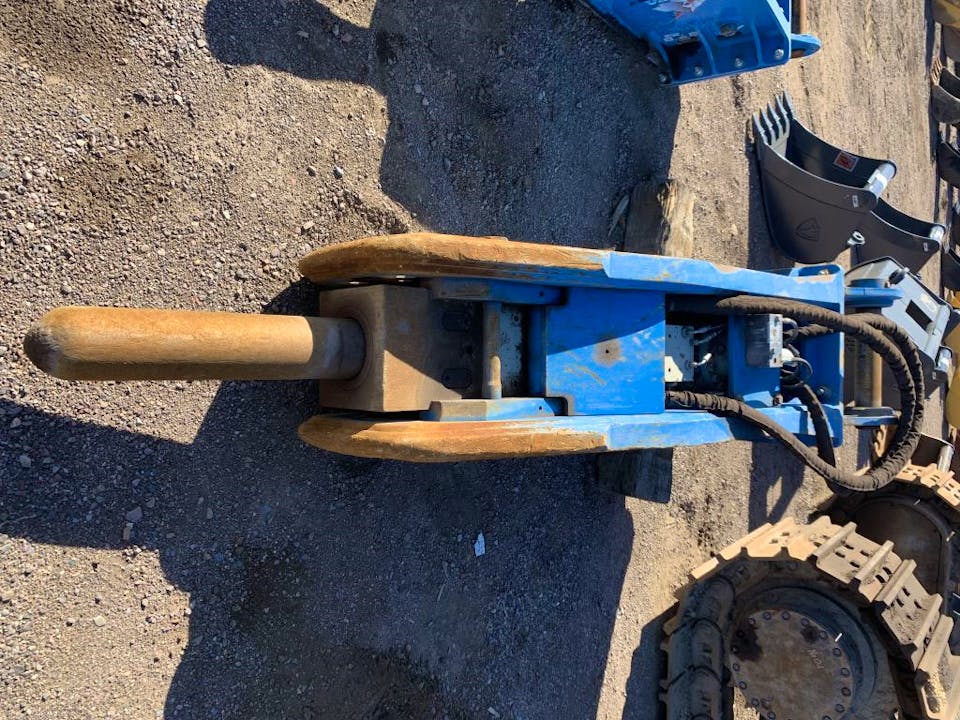 TOP300 Breaker | Okada - Stock Image 4