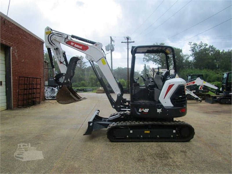 Bobcat E48 | Mini Excavator | CarletonEquipment.com