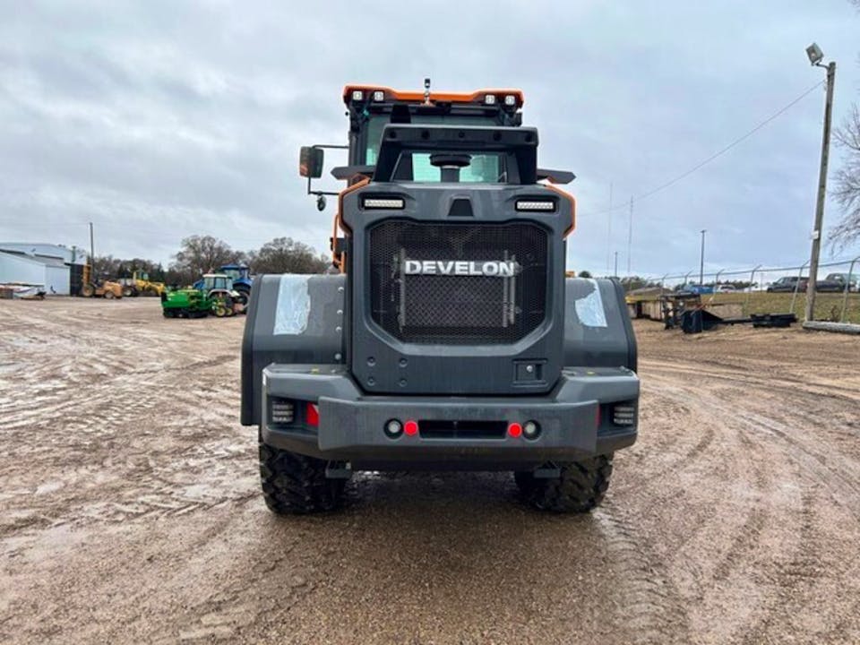 DL220-7 | Develon - Stock Image 4