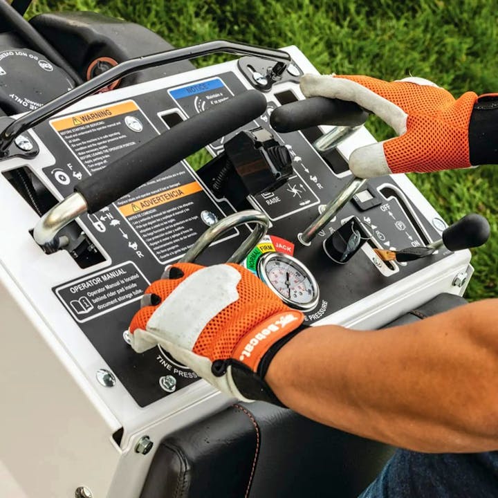 AE30S | Bobcat - Stock Image 2