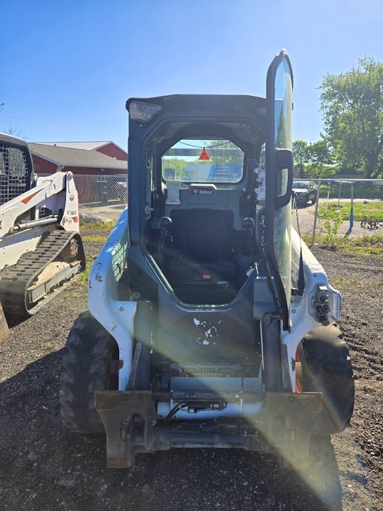 S64 - 68915