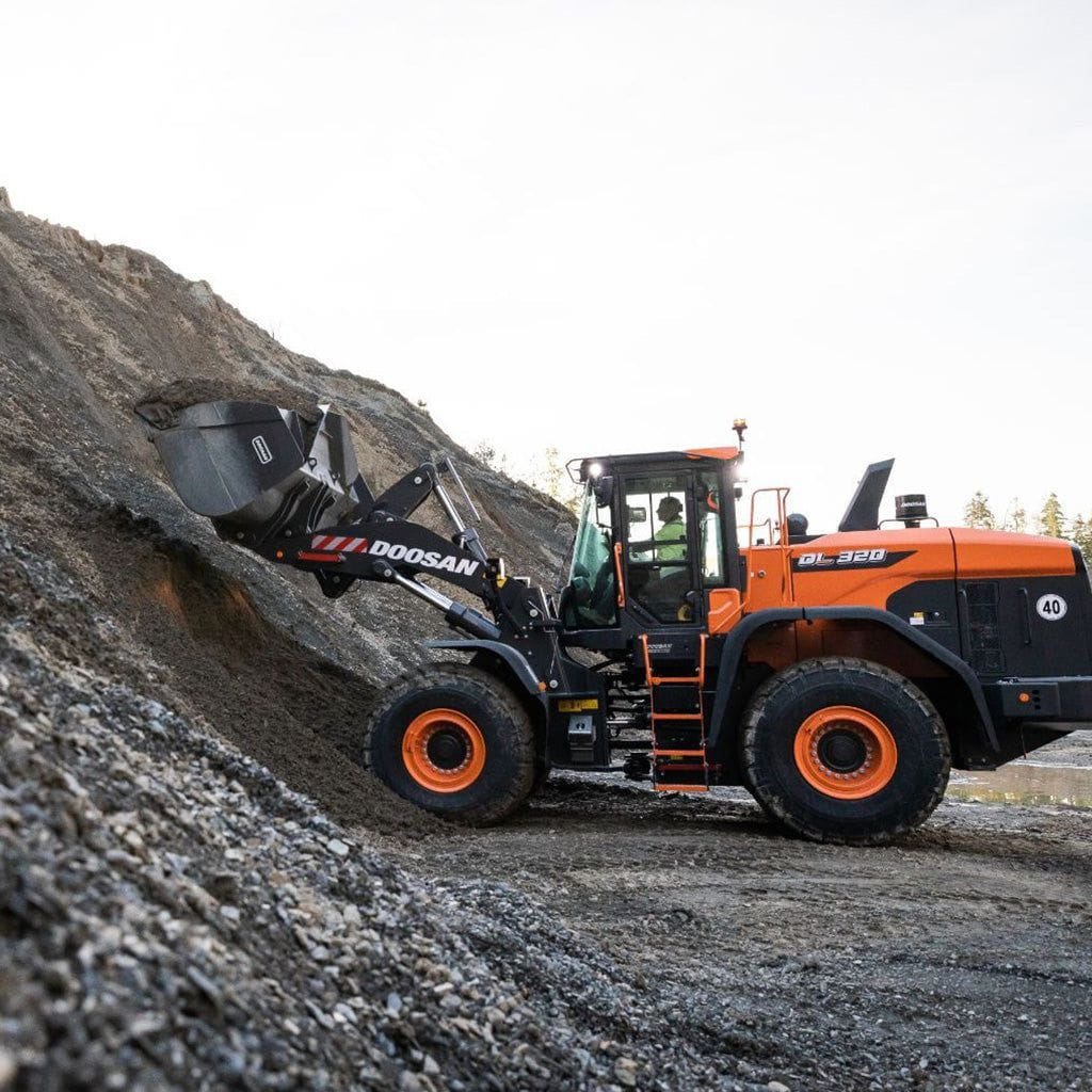 Develon DL320 Wheel Loader Rental | 4.5 YD Loader | CarletonEquipment.com